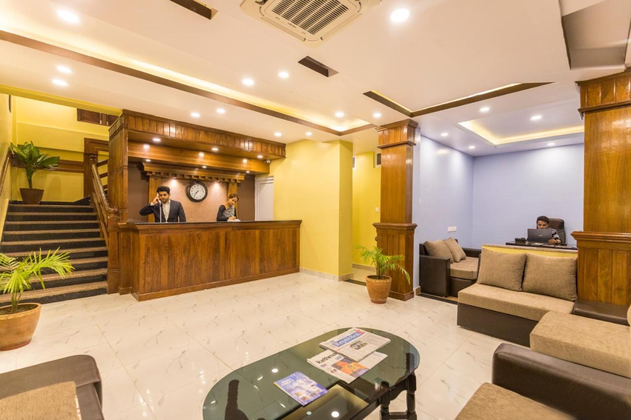 Hotel Lake Shore 포카라 외부 사진