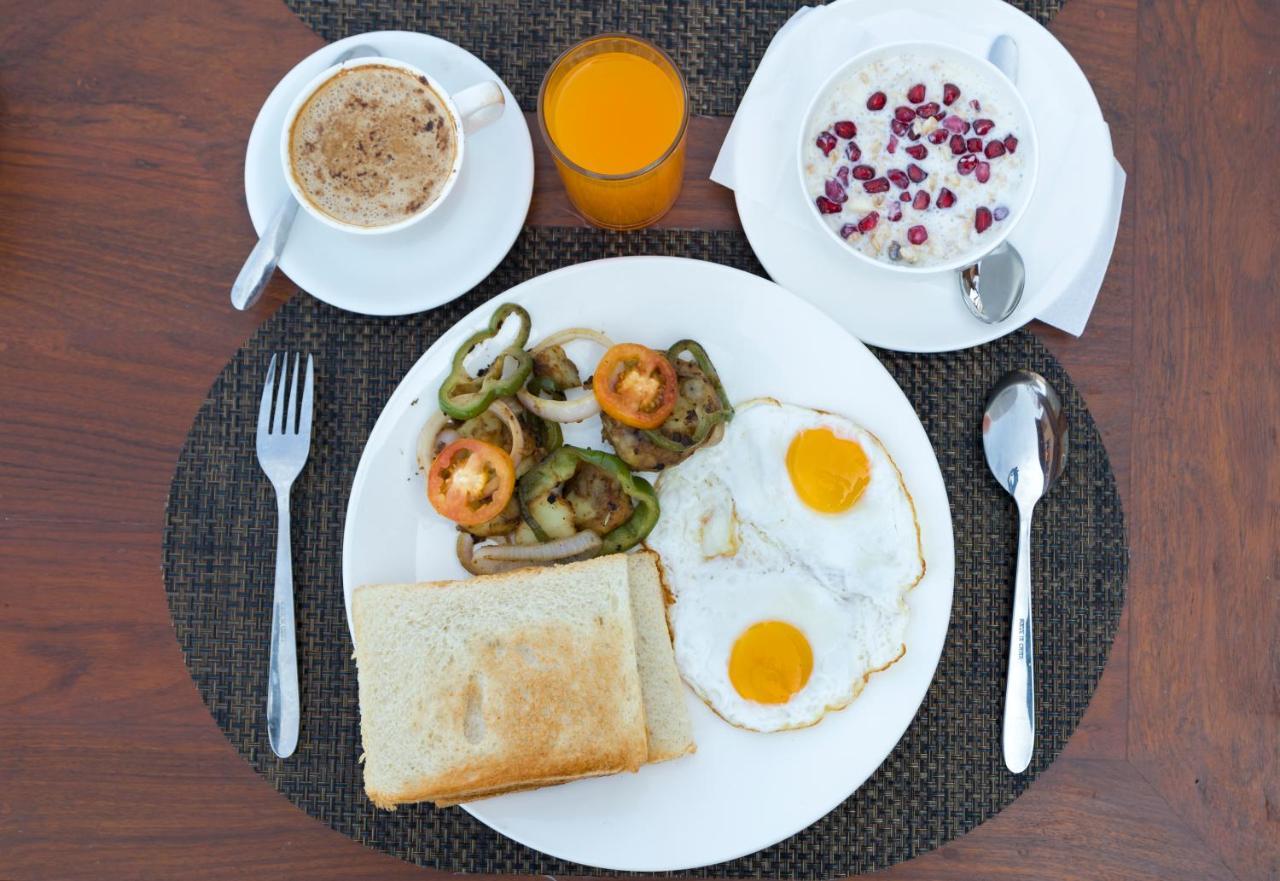 Hotel Lake Shore 포카라 외부 사진